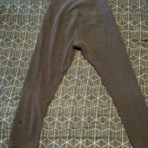 Lululemon capris
